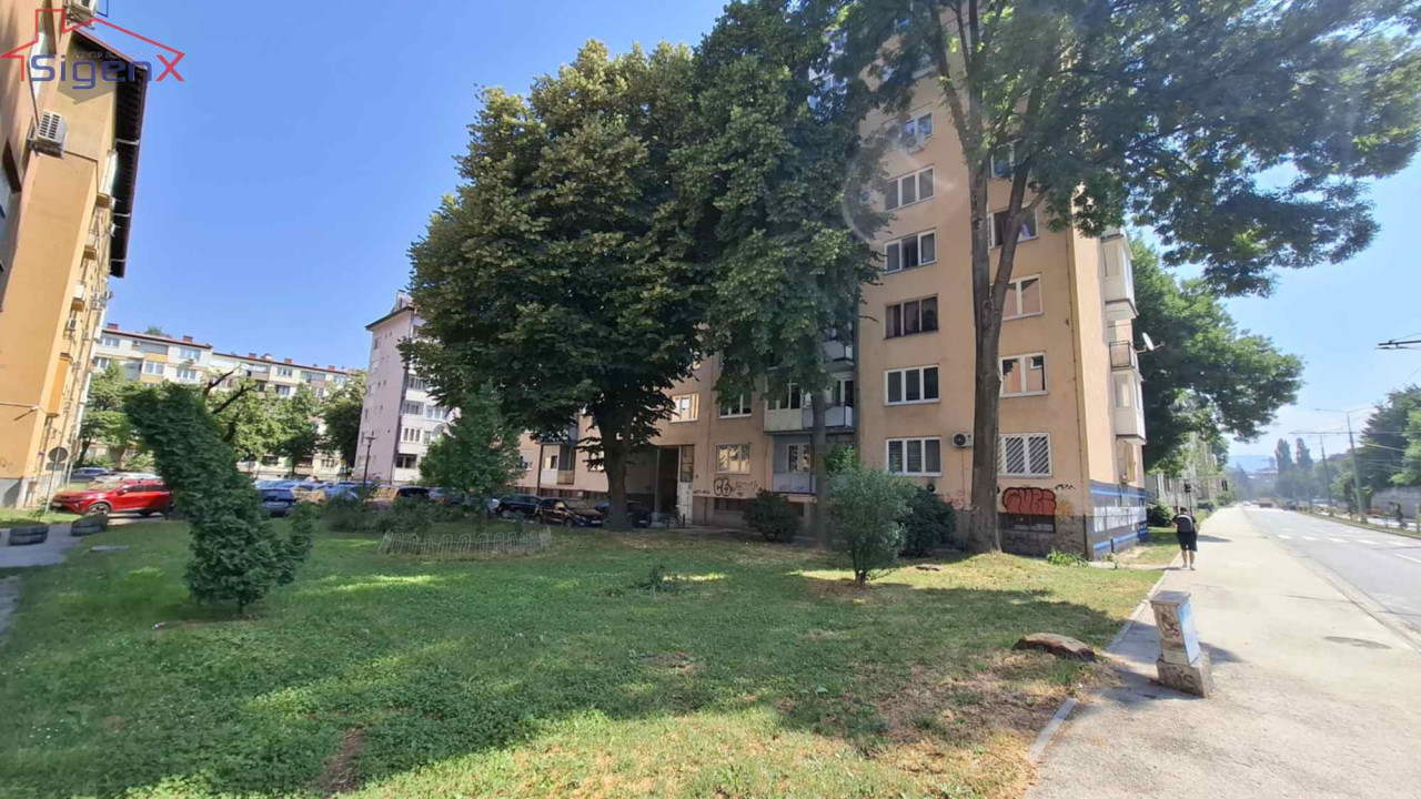 Sigenx prodaje /trosoban stan/adaptiran/namješten/Grbavica/72 m2 18