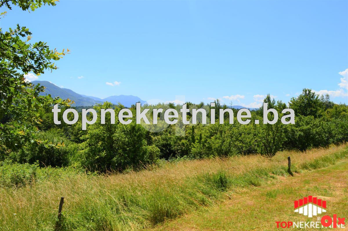 Zemljište, 9891m2, dva objekta, Bojnik 2