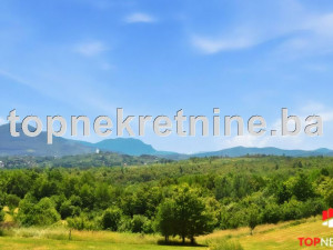 Zemljište, 9891m2, dva objekta, Bojnik