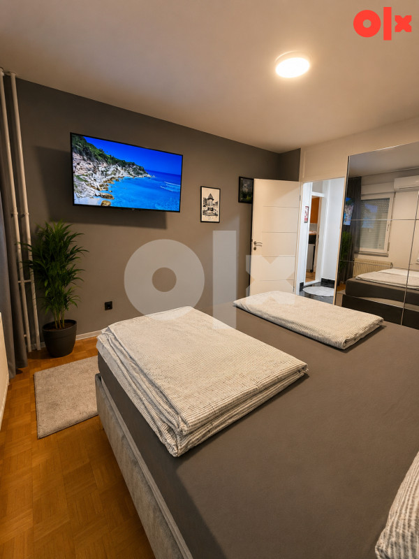 Luxury Apartmani Tuzla  Stan na dan 11