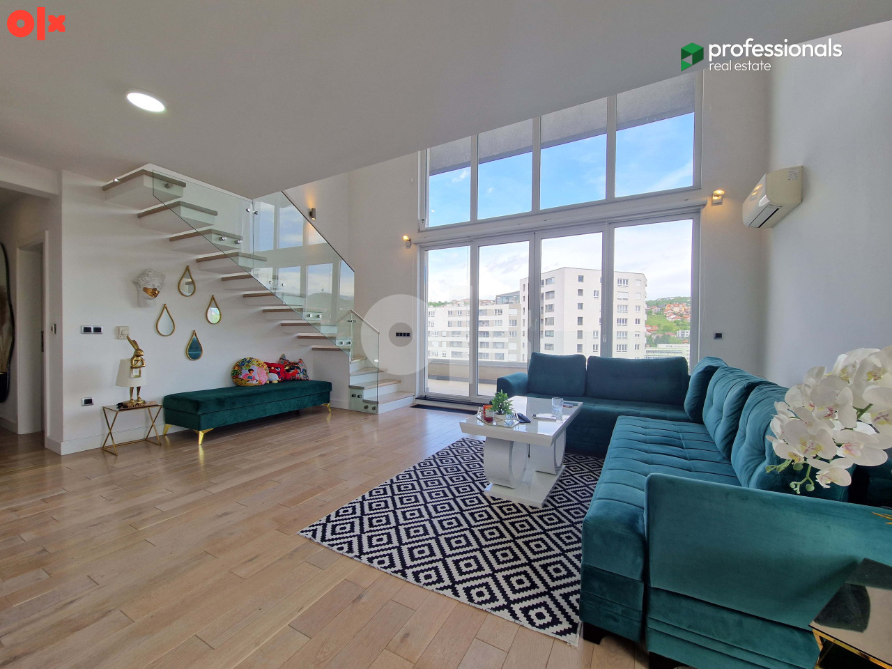 Penthouse sa dvije garaže novogradnja Nova Otoka  Sarajevo 139 m2 2