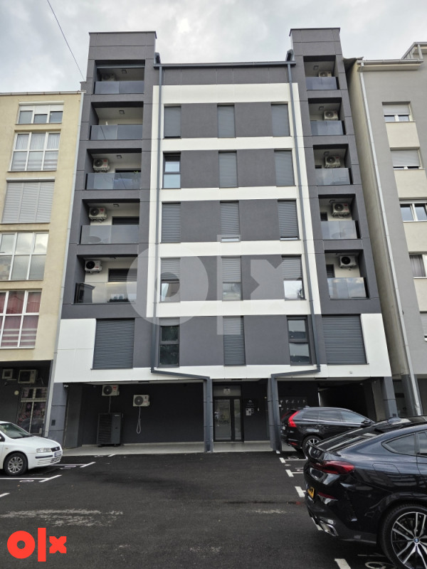 STAN NA DAN BRČKO U GRADU JEDNOSOBAN SA PARKINGOM 060/320-0235 20