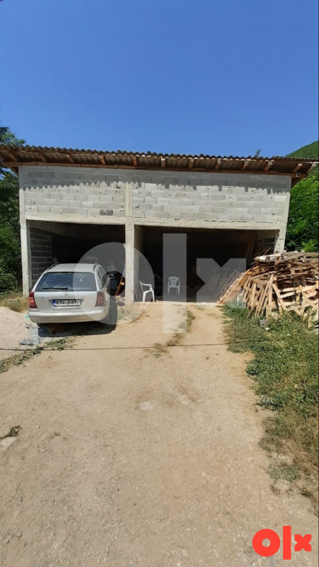 Kuca garaza 7