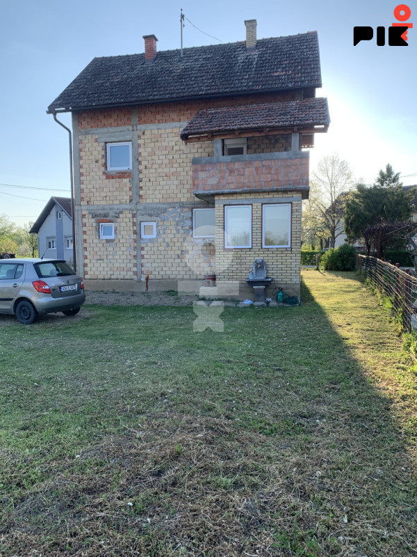 Kuća Derventa 210m2 2