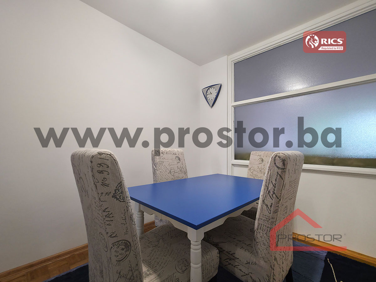 PROSTOR izdaje: Trosoban stan, Dobrinja 8