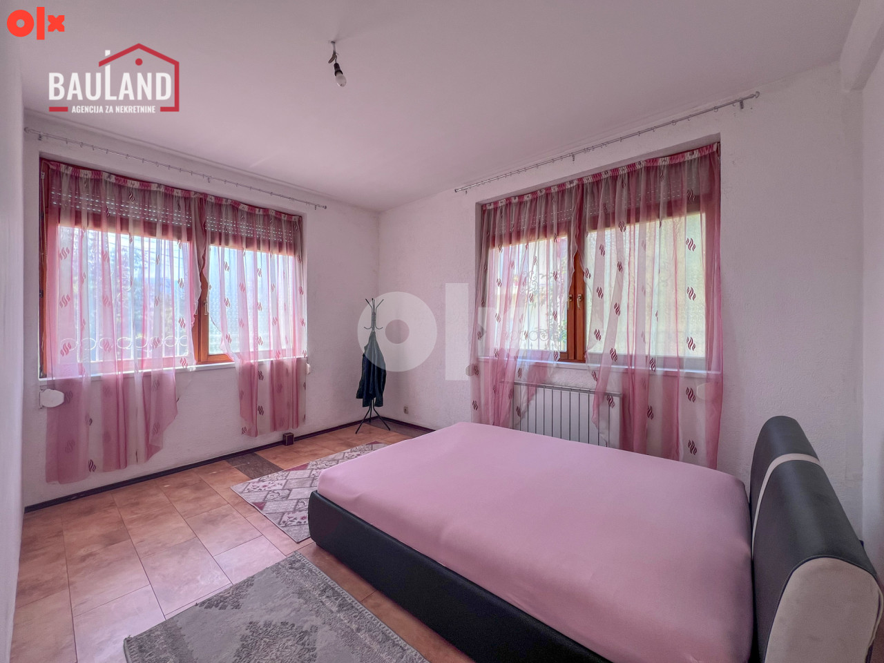 BAULAND/ Trosoban namješten stan/ Nedžarići 6