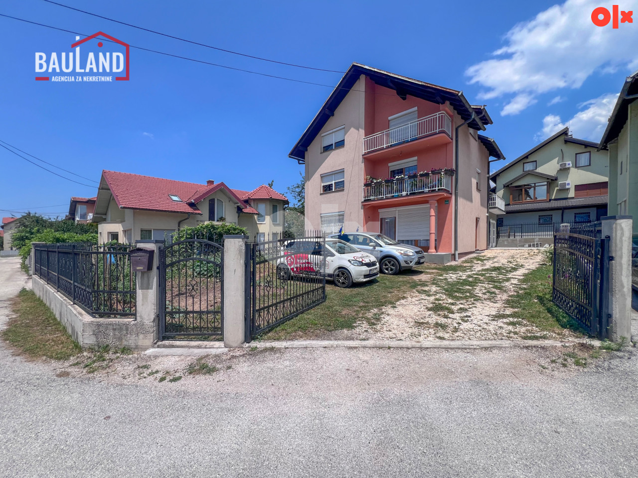 BAULAND/ Trosoban namješten stan/ Nedžarići 12