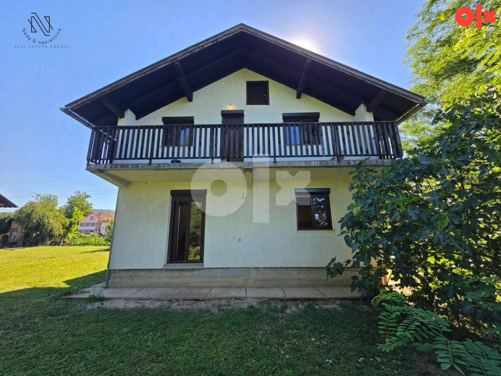 KUĆA NA VRBASU; plac od 1500m2 sa top kućom 3