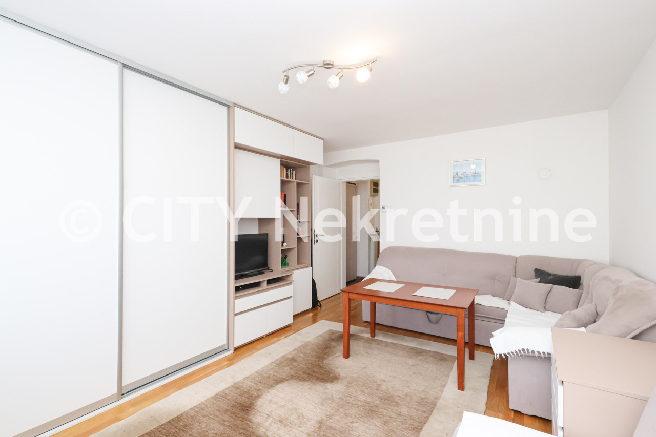 Manji dvosoban namješten stan - Centar - Marijin dvor - 33 m2 3