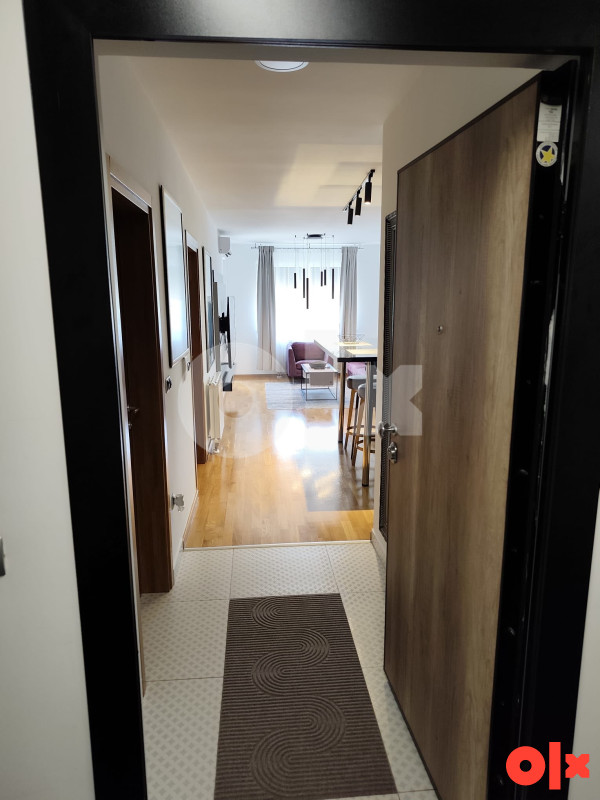 IZDAJE SE - DVOSOBAN STAN 51 m2 - BULEVAR - SARAJEVO 13