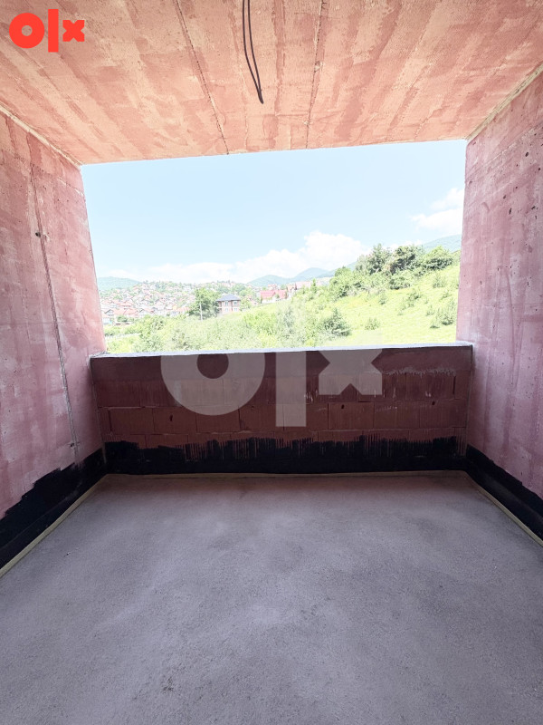 Vogošća 92 m2 trosoban penthouse sa 2 balkona gratis parking 23