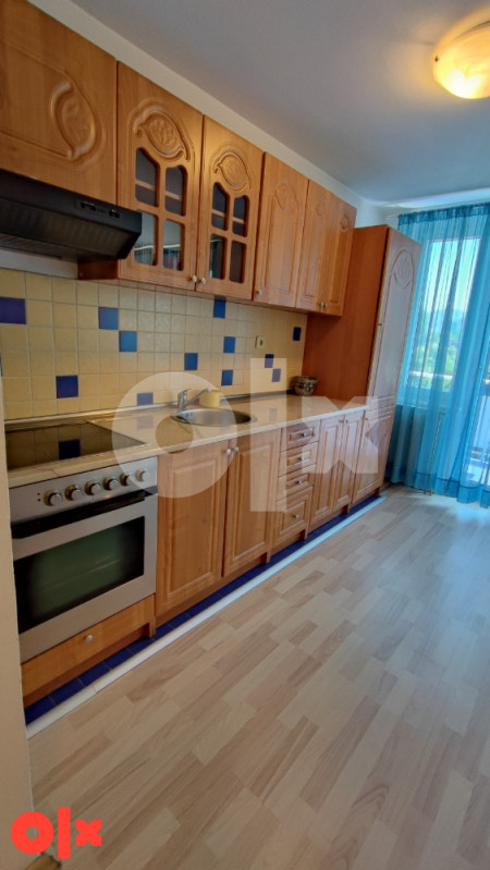Grbavica dvosoban namješten stan 53m2 9