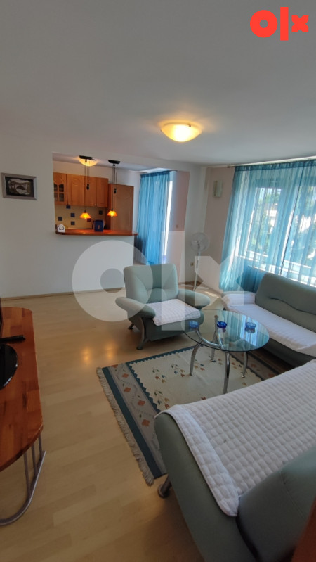 Grbavica dvosoban namješten stan 53m2 5