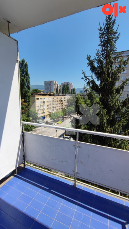 Grbavica dvosoban namješten stan 53m2 8