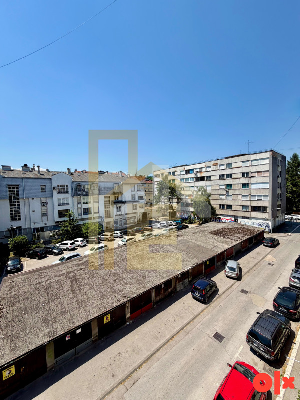 Iznajmljujemo dvosoban stan u Centru grada 25