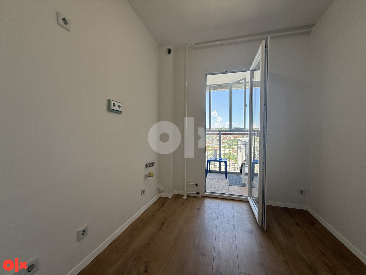 Renoviran trosoban stan 64 m2 Sarajevo Novi Grad 8