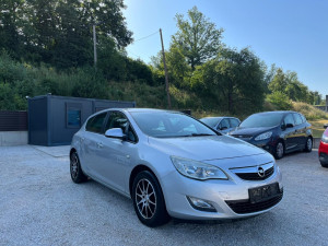 OPEL ASTRA 1.3 CDTI 2012g ALU FELGE KLIMA
