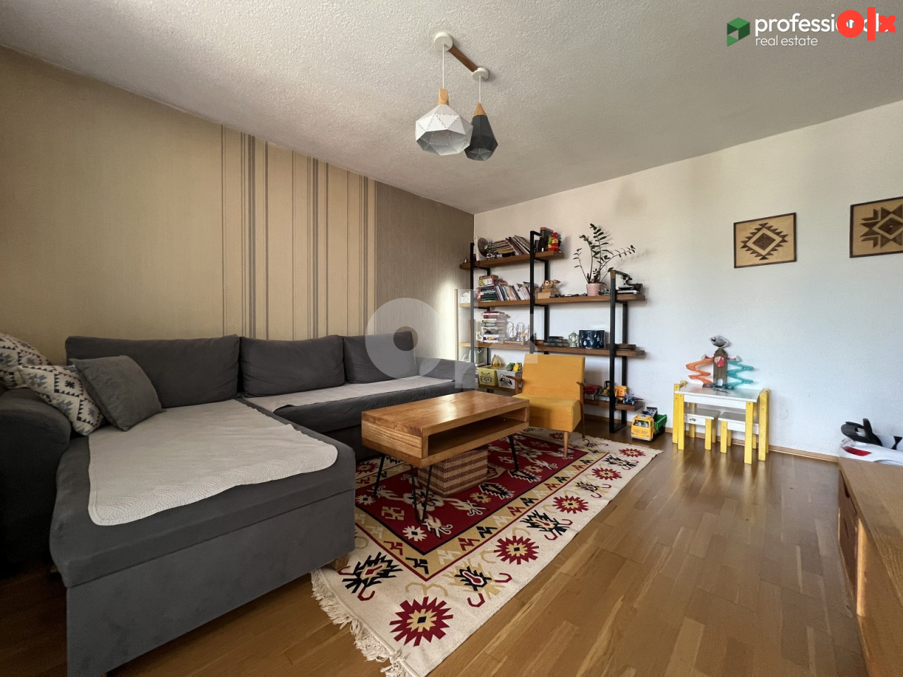 Trosoban Stan Vogošća Sarajevo 76 m2 (90m2) 2