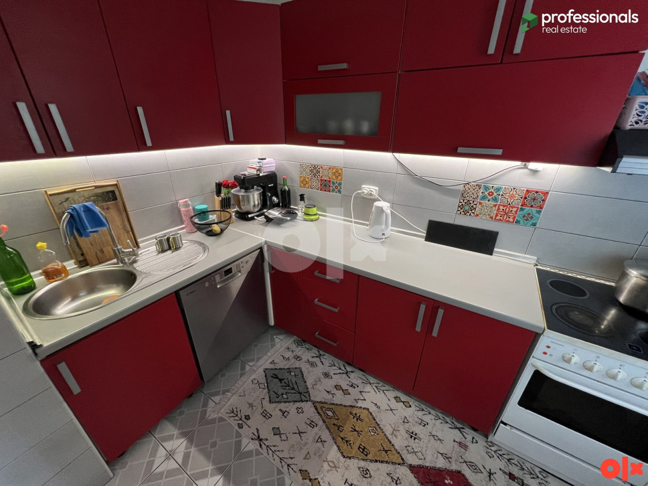 Trosoban Stan Vogošća Sarajevo 76 m2 (90m2) 7