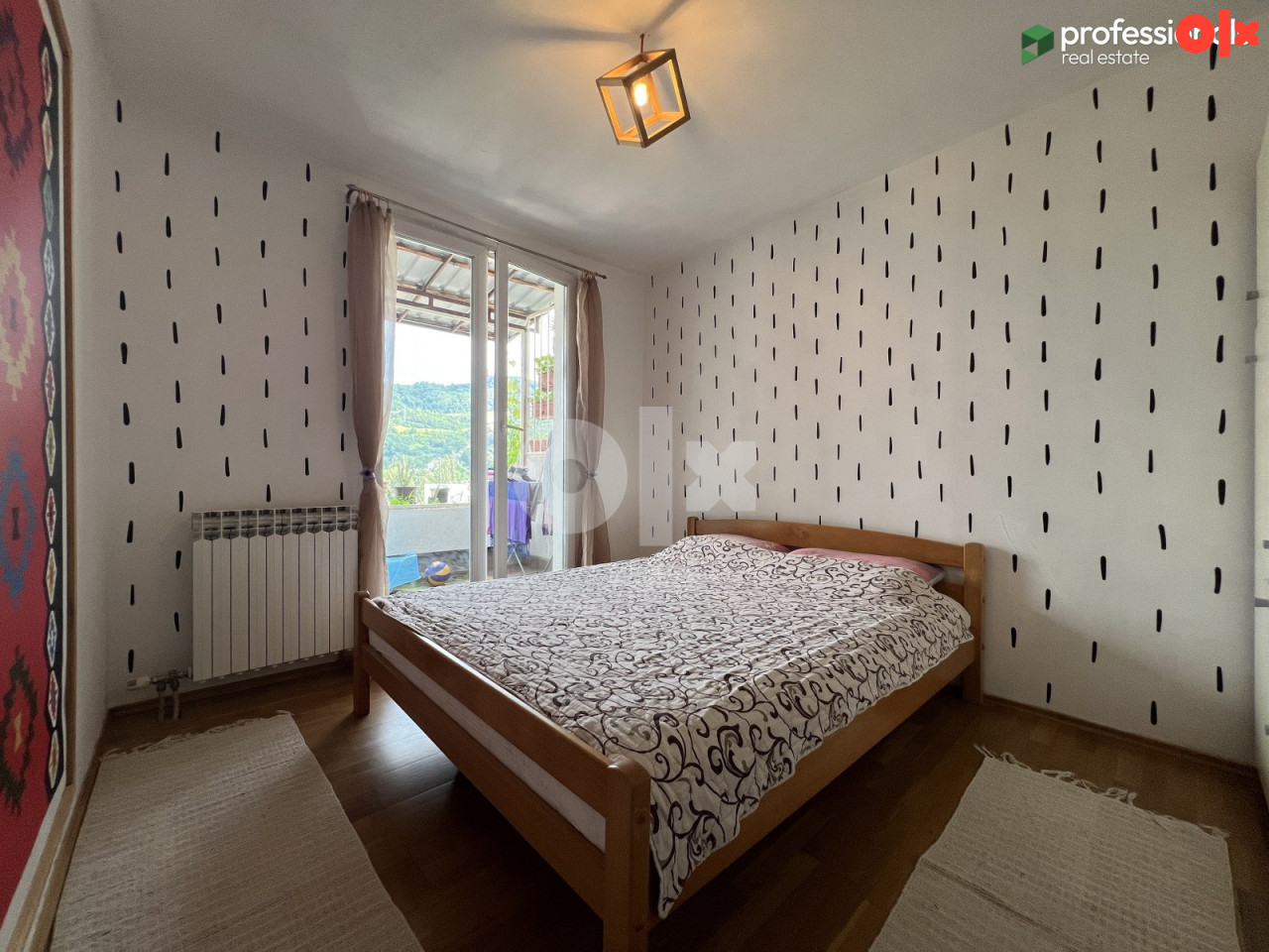 Trosoban Stan Vogošća Sarajevo 76 m2 (90m2) 11