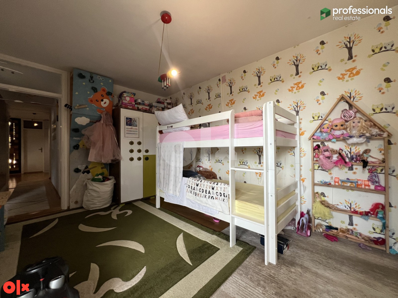 Trosoban Stan Vogošća Sarajevo 76 m2 (90m2) 14