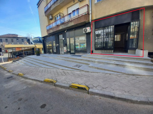 Commercial space 43m2 - Center