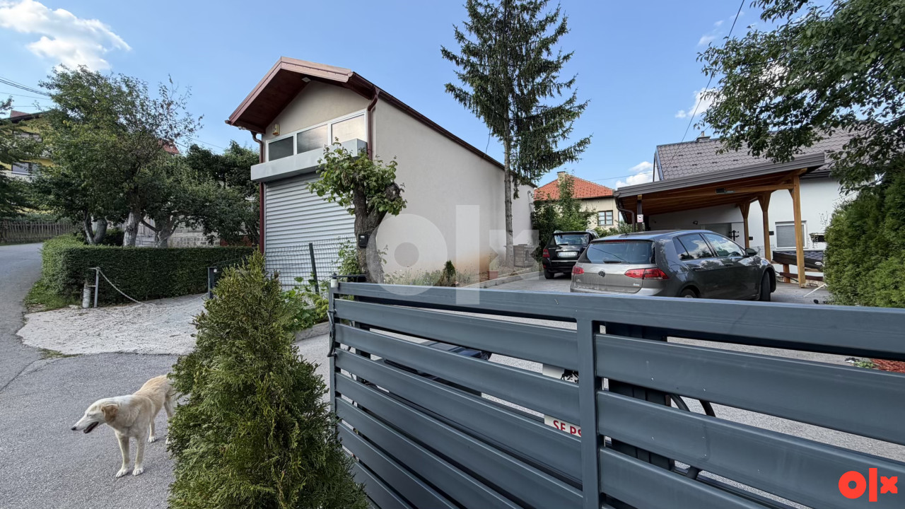 PRODAJA: Kuća sa dva odvojena stana Stari Grad 14