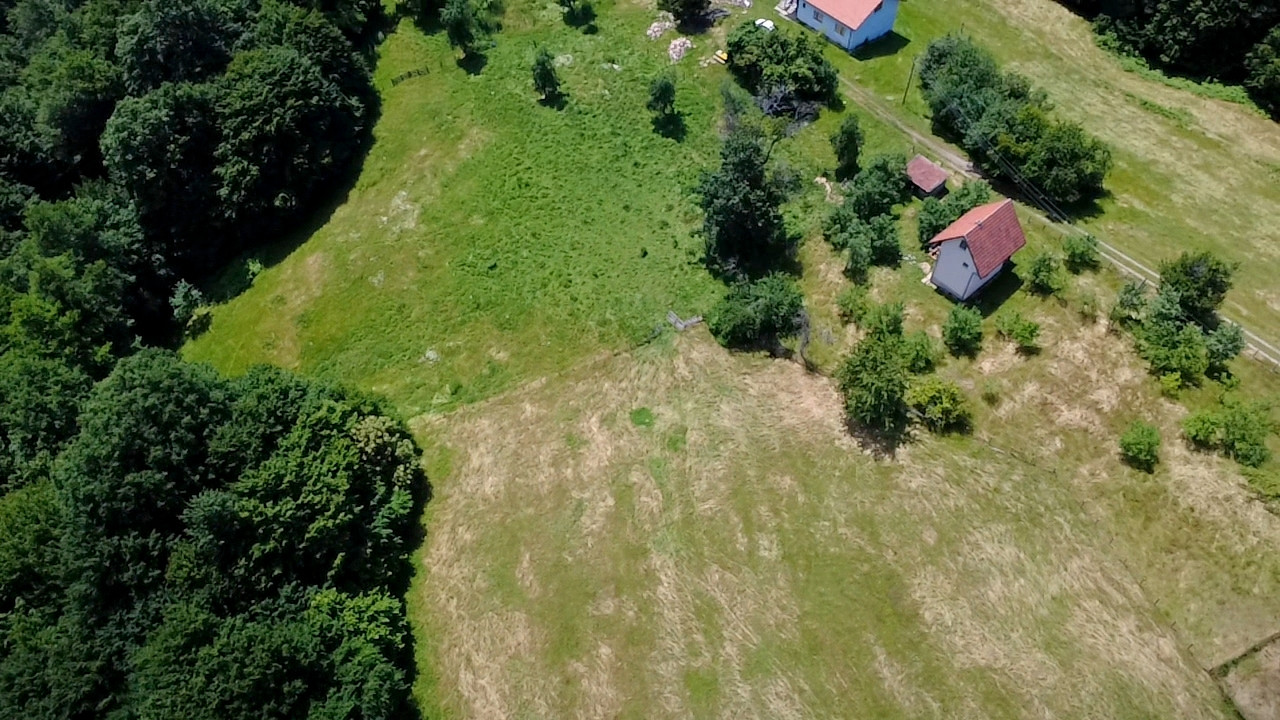 Seosko imanje sa objektima | okućnica 65 duluma - Ivanjska 6
