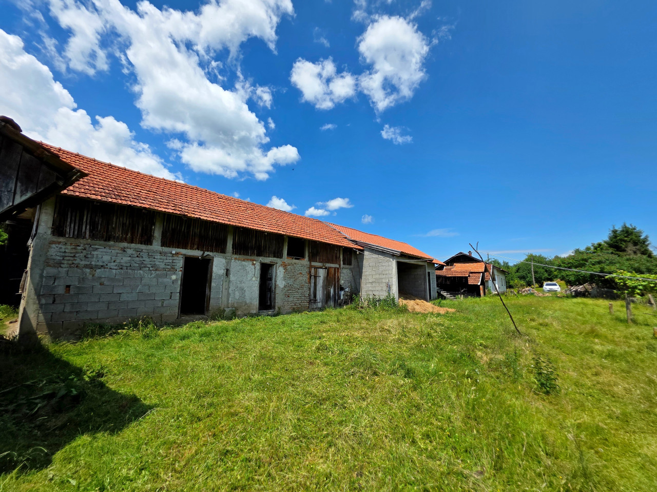 Seosko imanje sa objektima | okućnica 65 duluma - Ivanjska 14