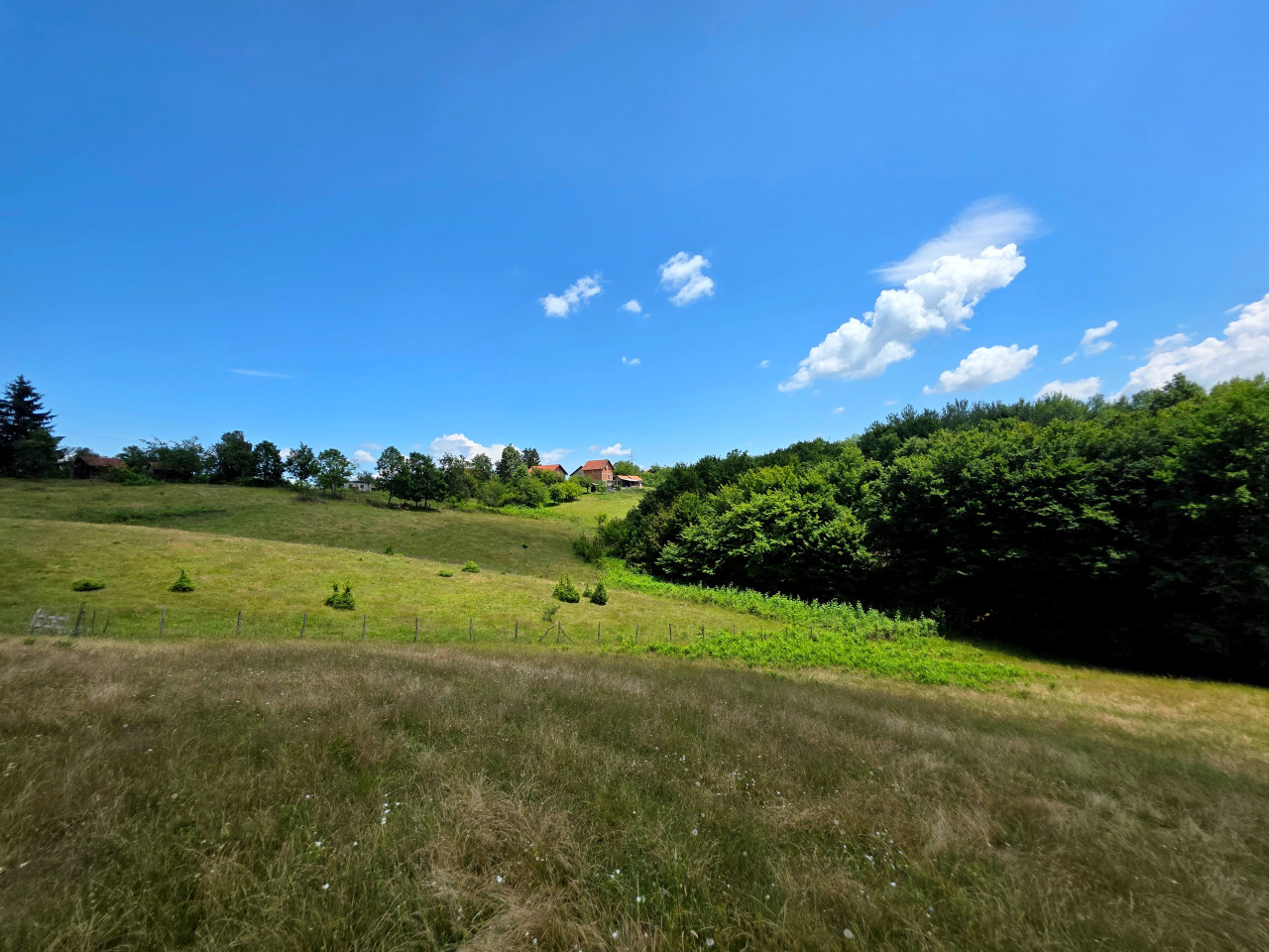 Seosko imanje sa objektima | okućnica 65 duluma - Ivanjska 40