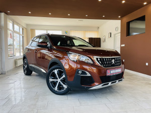 PEUGEOT 3008 1.5 HDI*ALLURE SPORT* CROSSOVER* 104.000km*