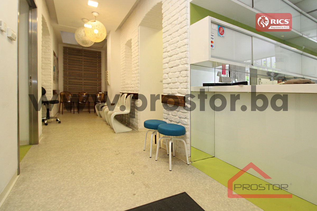 PROSTOR izdaje: Poslovni prostor, 78m2, Centar 2