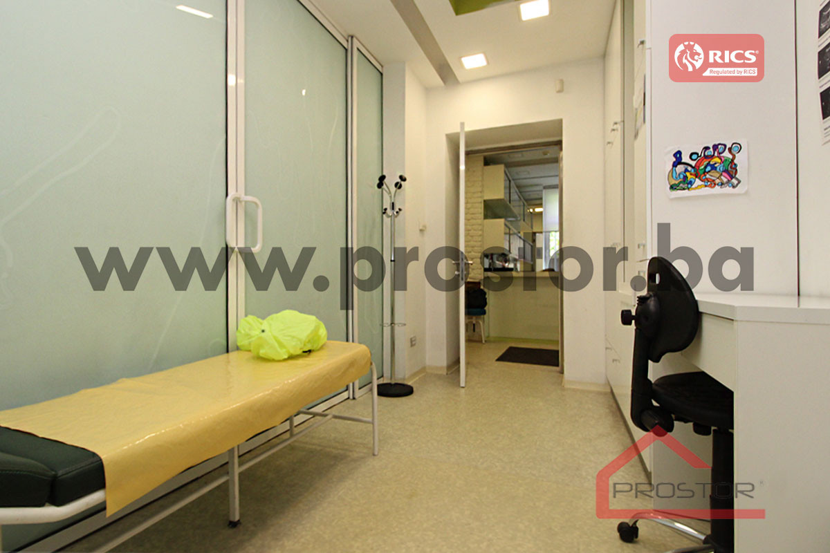 PROSTOR izdaje: Poslovni prostor, 78m2, Centar 4