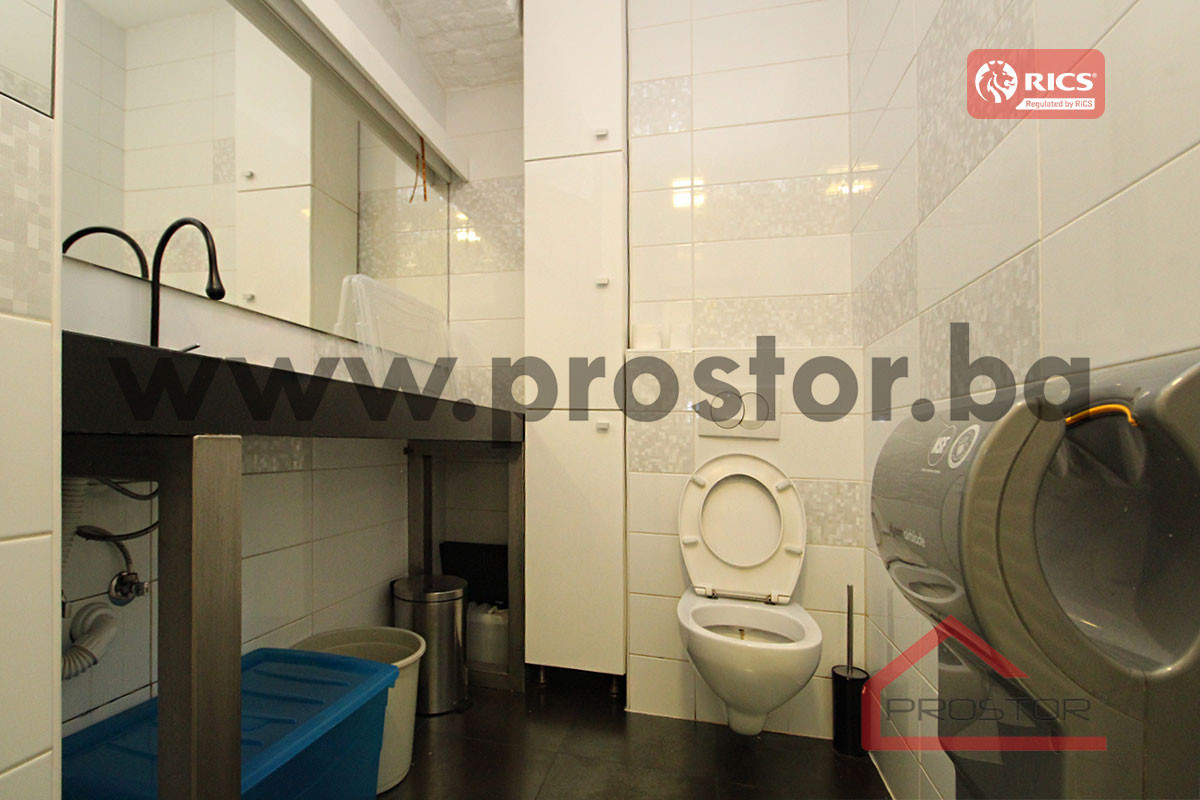 PROSTOR izdaje: Poslovni prostor, 78m2, Centar 12