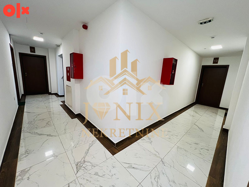 Najam trosoban stan i parking mjesto CENTAR Banja Luka 70m2 2