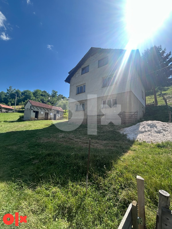 Kuća 180m2 i zemljište 6215 m2 - Malešići Ilijaš