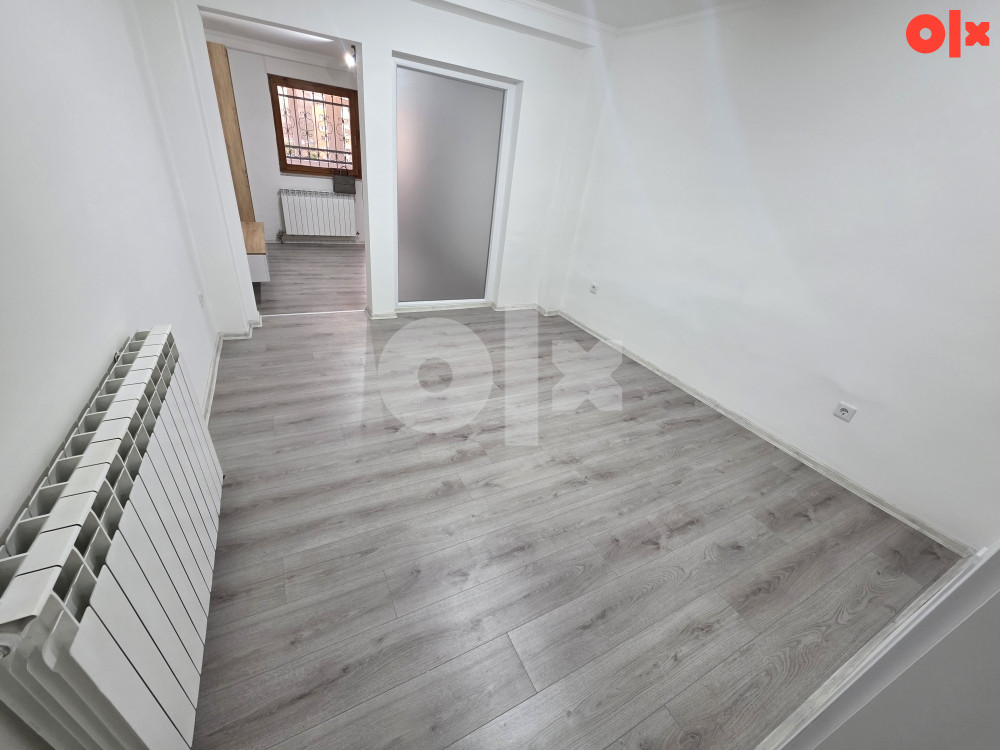 CAPITAL/ NOV namješten stan Velešići/31[40)m2/Dvorište sa garažom 11
