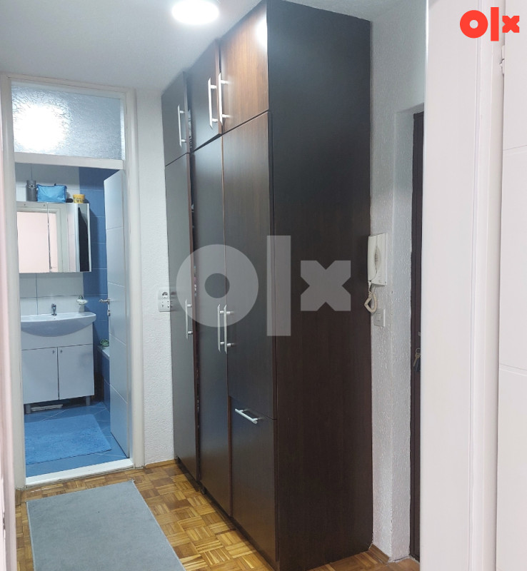 Stanovi i apartmani Banovići 6