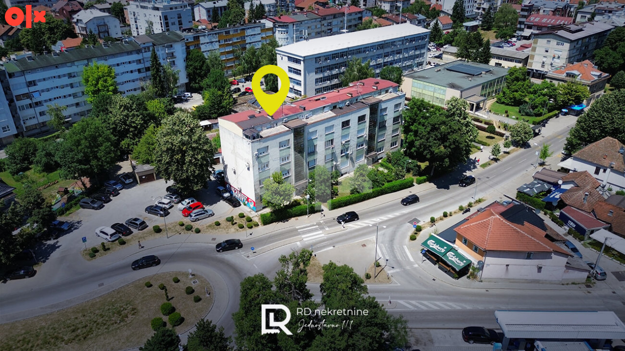 Na prodaju jednosoban stan 41 m2, za renoviranje, Širi centar 3