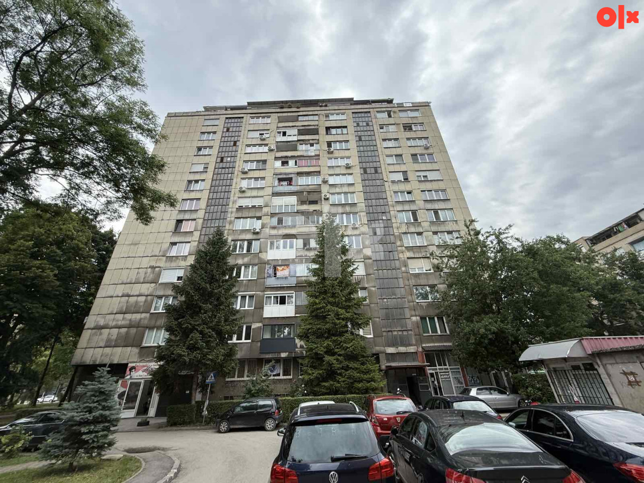 Najpovoljniji trosoban stan Grbavica 52 m2 2