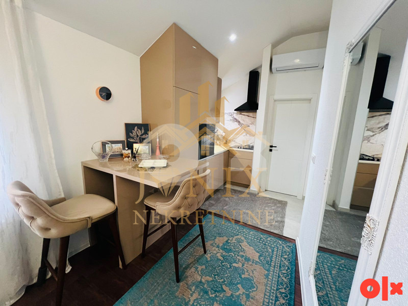 Najam stan kod Centruma sa svim režijama Banja Luka 35m2 13