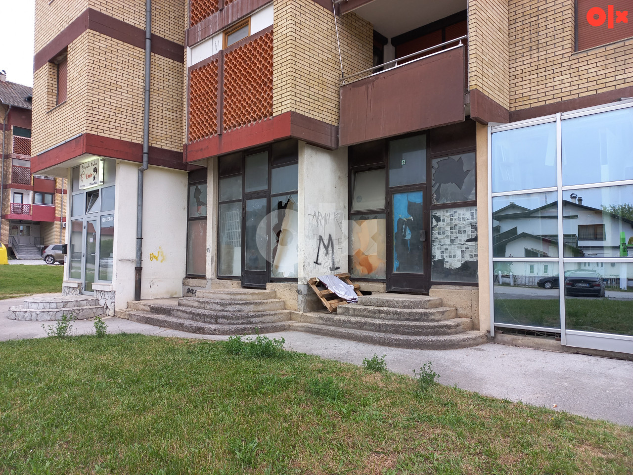 Prodaje se Stan Velika Kladuša centar, 150 m2 2