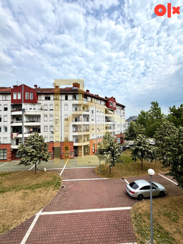 Iznajmljujemo dvosoban stan, podnožje Starčevice 19
