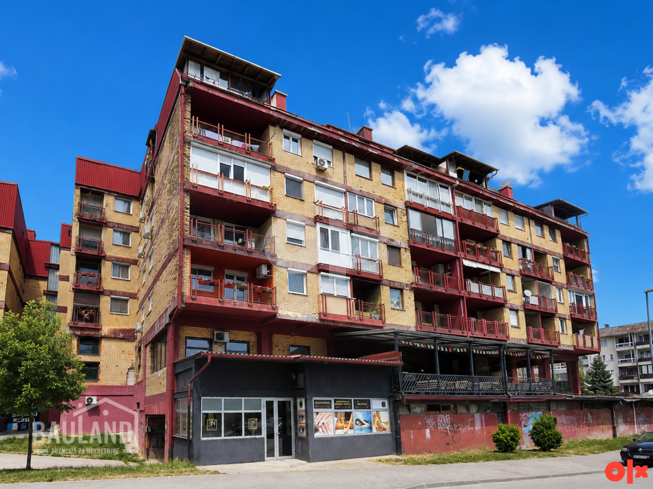BAULAND/ Trosoban stan sa dva balkona 74,51 m2/Hadžići 18