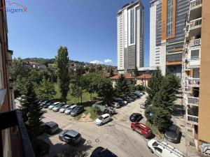 Prodaje se Trosoban stan /Hrasno /2 lođe