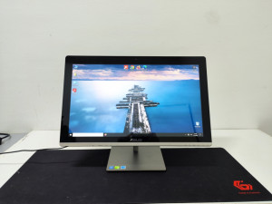 All in one Asus Touch I5 4200u 256GB 8GB Nvida 1GB WIN 11 AIO