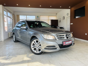 MERCEDES BENZ C220 CDI *AVANGARDE*PANORAMA*