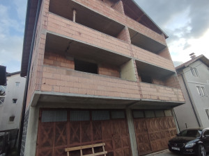 Kuca/zgrada  na tri etaze i sest stanova,  Novo Sarajevo photo 5