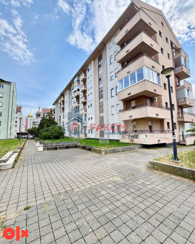 Iznajmljuje se moderna i komforna garosnjera, naselje Borik 3
