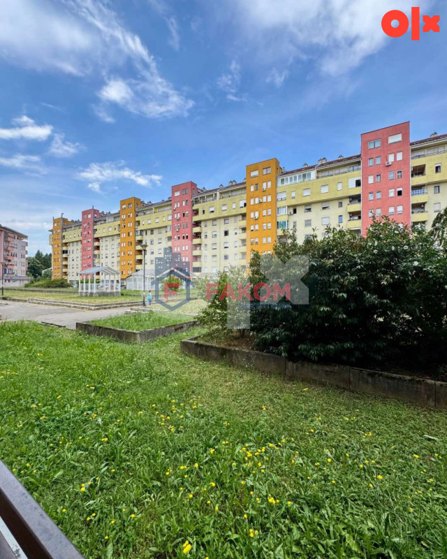 Iznajmljuje se moderna i komforna garosnjera, naselje Borik 5